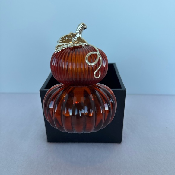 Bath & Body Works Fluted Pumpkin 24/7 Nightlight Wallflower Fragrance Plug - Picture 6 of 8